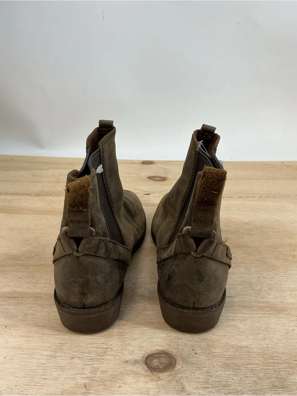 Brown Chelsea Durable Leather Boots Size 8.5